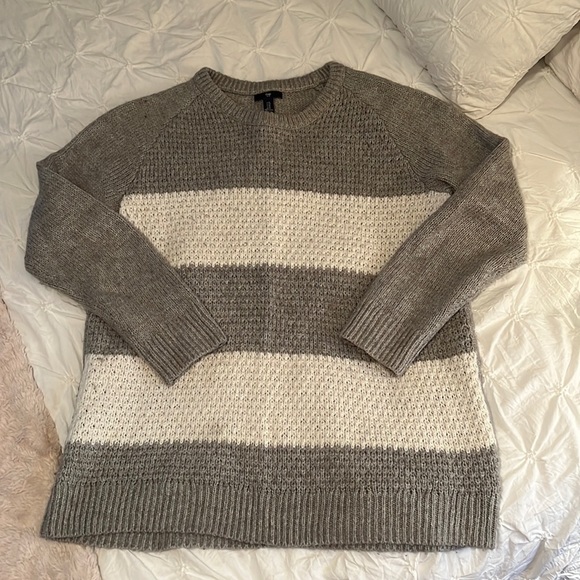 Striped Gray Sweater - Picture 1 of 4